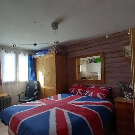 - Chez Helene Fb Chalet